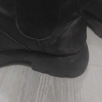 Derimod Botunda Renk Değişimi Ve Fiziksel İnceleme Talebi