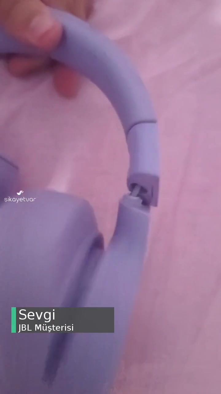 JBL Kulak Üstü Kulaklık Kablo Hatası videonun kapak resmi