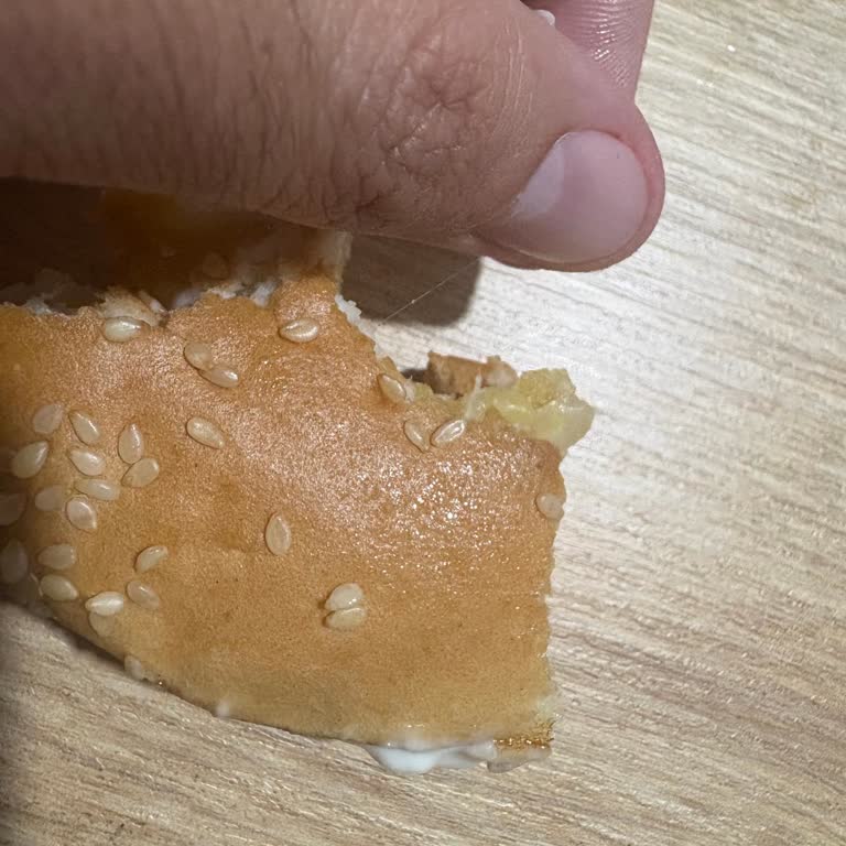 Hamburgerde Saç Bulunması Hijyen Endişesi