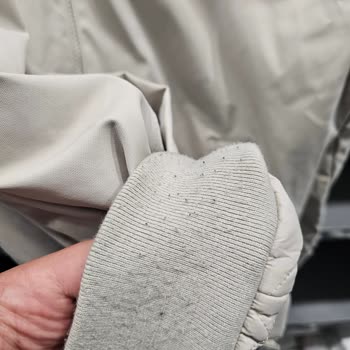 Bomber Ceketimde Tüylenme Sorunu Ve Değişim Talebim Reddedildi
