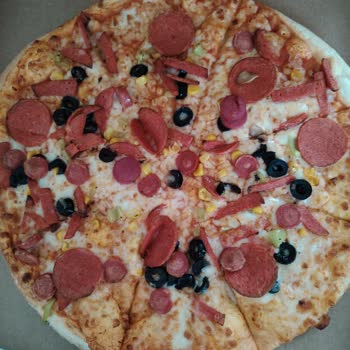 Sbarro Füme Etli Pizza Yerine Ucuz Karışık Pizza Gönderildi
