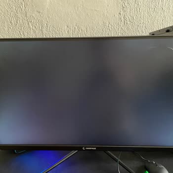 KVK Teknik Servisine Ulaşılamıyor Ve Monitör Onarımı Talep Ediliyor