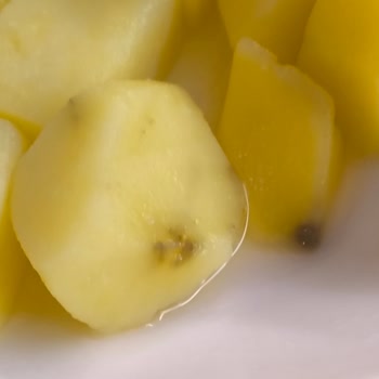 Kahramanmaraş HG Hastanesinde Çocuk Servisine Bozuk Patates Servisi Ve Sağlık Riski