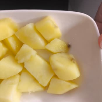 Kahramanmaraş HG Hastanesinde Çocuk Servisine Bozuk Patates Servisi Ve Sağlık Riski