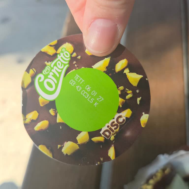 Yumuşamış Antep Fıstıklı Cornetto İçin İade Talebi