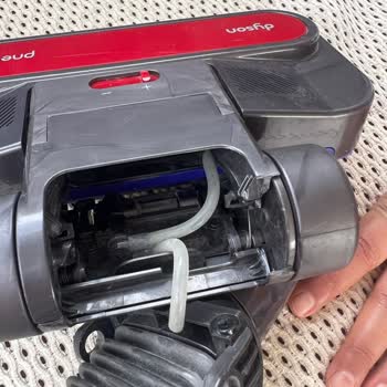 Garanti Süresi İçinde Dyson Süpürge Başlık Parçasının Kendiliğinden Kırılması Ve Ücretli Değişim Reddi