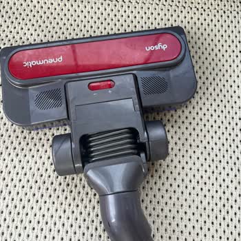Garanti Süresi İçinde Dyson Süpürge Başlık Parçasının Kendiliğinden Kırılması Ve Ücretli Değişim Reddi