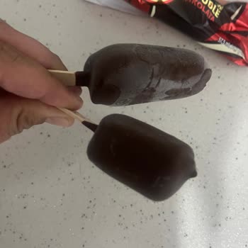 Magnum Mini Paketi İçindeki Boyut Farklılığı Üretim Hatası