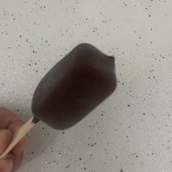Magnum Mini Paketi İçindeki Boyut Farklılığı Üretim Hatası