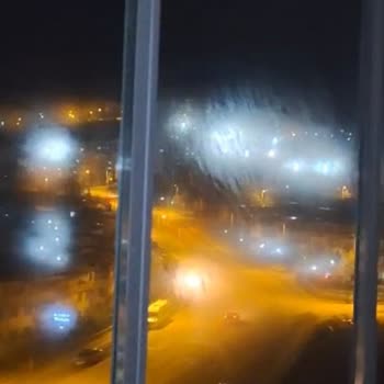 Cam Balkon İç Kısmı Sürekli Buharlaşıyor Ücretsiz Değişim Talebi