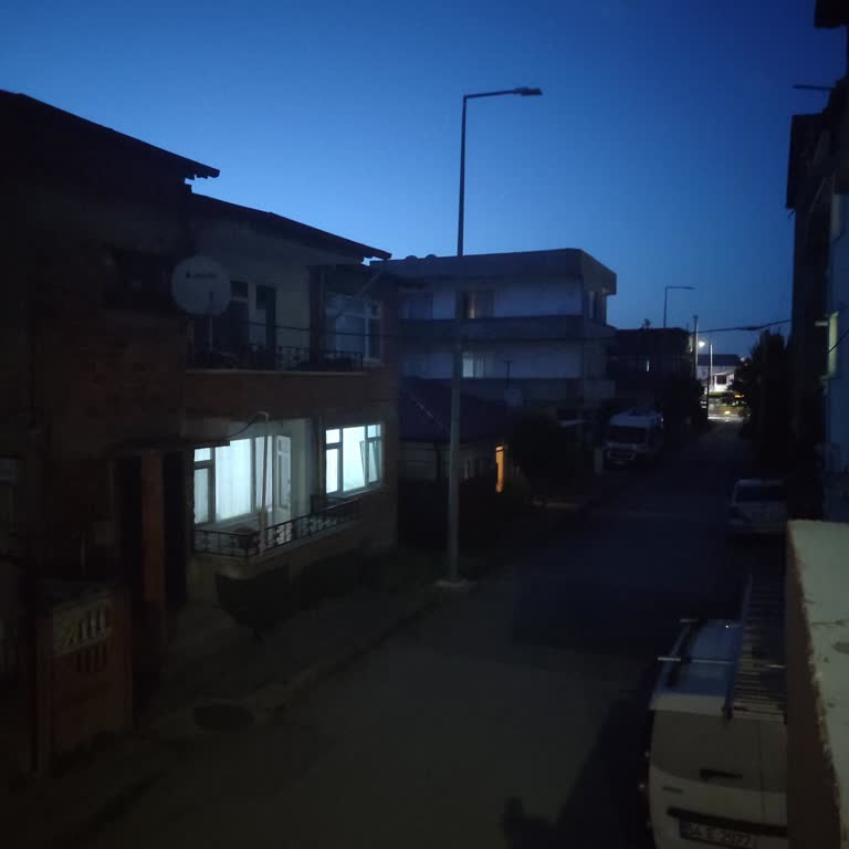 Sokak Aydınlatması Ve Elektrik Kesintileri 48 Saat Boyunca Çözülmedi