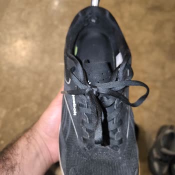 Reebok Ayakkabımda Topuk Yırtılması Ve Mağazadan Ret Cevabı