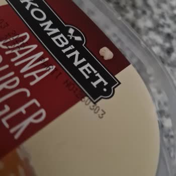 A101 Şubesinde Kombinet Hamburgerde Dişe Benzeyen Sert Cisim Bulundu