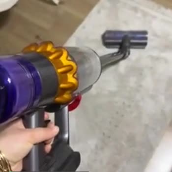 Dyson Süpürge Çalıştıktan 5 Sn Sonra Kapanıyor