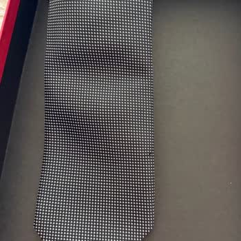 Defolu Kravat Seti İçin Beymen'den Cevap Yok Ve Mağduriyet
