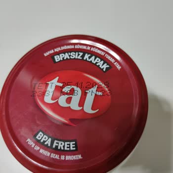 Kapağında Küf Olan Tat Domates Salçası Ve Sağlık Endişesi