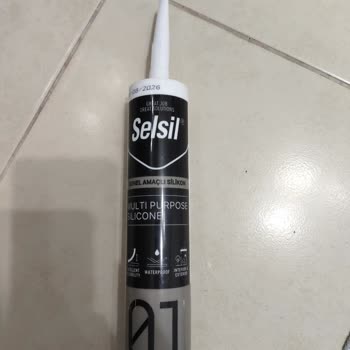 Yoğun Koku Ve Göz Yakıcı Etkiyle Selsil Silikon Ürününde Sağlık Riski