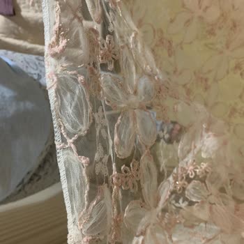 Mooi Butik'ten Gelen Defolu Elbiseler İçin Tam Geri Ödeme Talebi