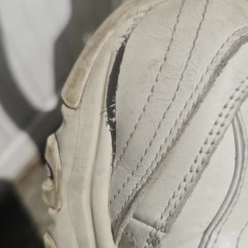 Skechers Ayakkabısında Dikiş Yırtılması Ve Garanti Reddi