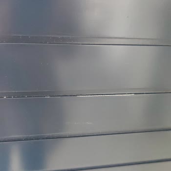 Koçtaş Banyo Dolabında Hasarlı Parça Ve Boya Soyulması