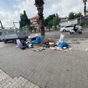 Adana Otobüslerinde Aşırı Dolu Ve Klimasız Yolculuklar İnsanlık Dramına Dönüştü