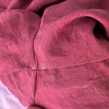 Hilay Butik Gömlekte Ciddi Şekilde Renk Atması Meydana Geldi