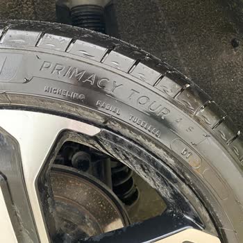 Michelin Lastiğinde Yağmurlu Havada Yol Tutuş Ve Güvenlik Sorunu