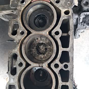 Garanti Süresinde Toyota Proace’da Motor Arızası Ve Şeffaf Olmayan Bilgilendirme