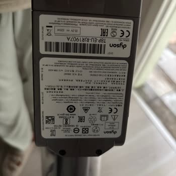 Dyson Absolute V10 Süpürge Şarj Sorunu Ve Servis Desteği Talebi