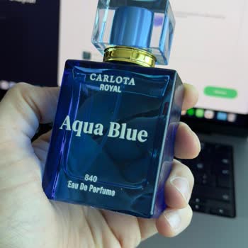 Aqua Blue Parfüm 8 Saat Kalıcılık Sözü Boş, Kıyafetleri Lekeliyor