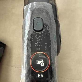 Philips Aqua Trio 9000 Süpürge Başlığının Dönmemesi Ve E5 Hatası