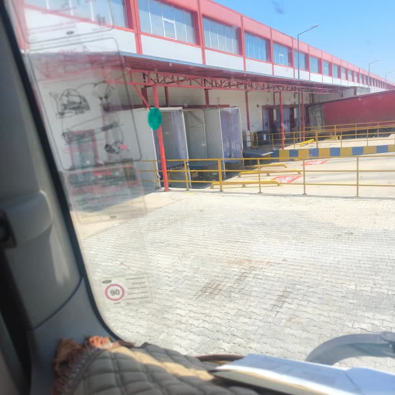Diyarbakır Getir Depoda Araç İndirme Sırası Olmadan Adaletsiz İşlem