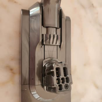 Kullanılmış Ve Arızalı Dyson Bataryası Gönderildi, Ek Servis Ücreti Talebi Haksız