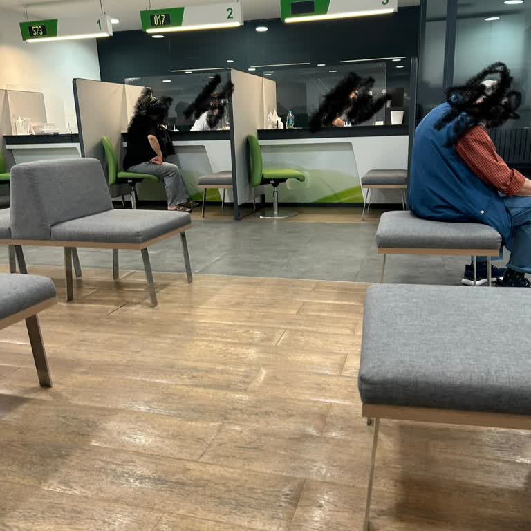 Şişli Kurtuluş Şubesinde Sadece Bir Gişe Açık Olması Uzun Beklemeye Neden Oluyor