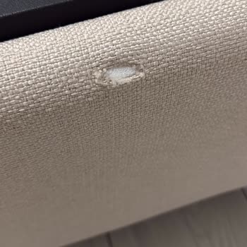 Geciken Teslimat Sonrası Kırık Ve Yırtık Baza, Mağaza Cevapsız