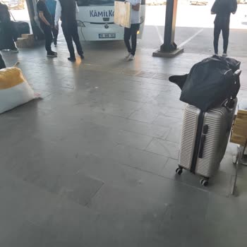 Kamil Koç’ta Tekli Koltuk Ücreti Ödedim, Haksız Bagaj Ücreti Ve Eski Otobüs Kullanıldı