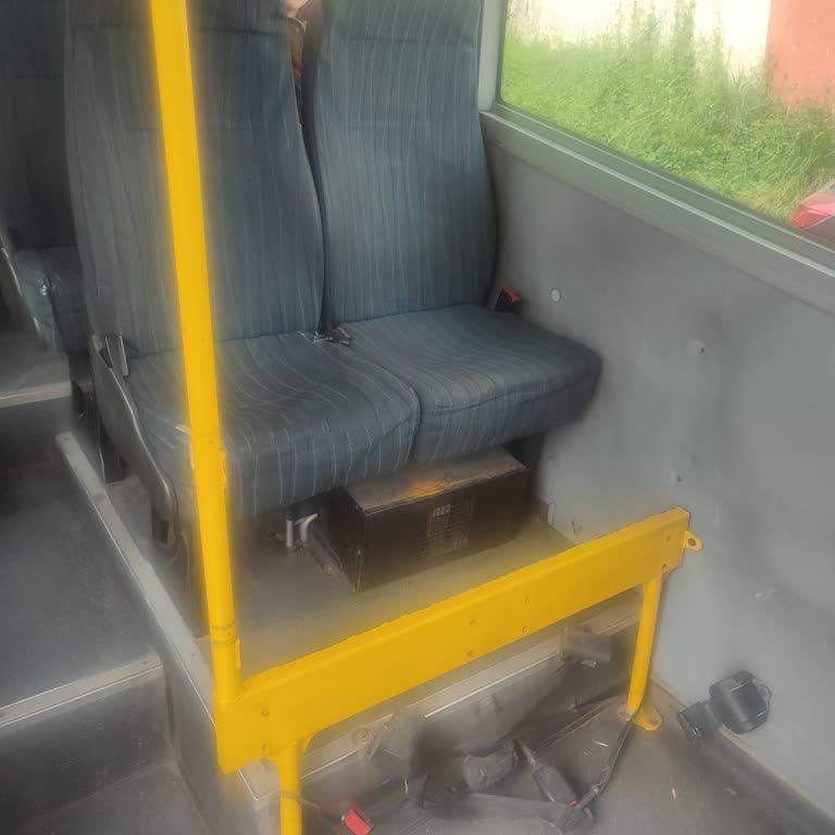 BURULAŞ 15b Hattında Eski Otobüs Ve Yetersiz Güvenlik Nedeniyle Ağır Yaralanma ve Çözüm Eksikliği