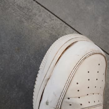 Sneakers Life’den Aldığım Nike Air Force Ayakkabısının Üç Ayda Patlaması Ve Deformasyonu