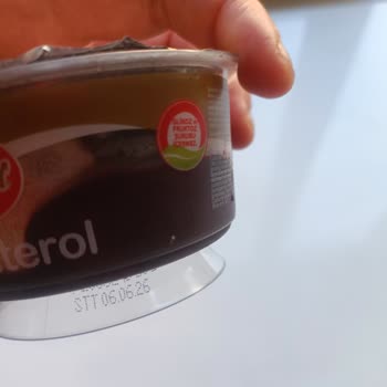 Eker Profiterolünde Küf, Sağlık Tehlikesi Ve Yetersiz Telafi