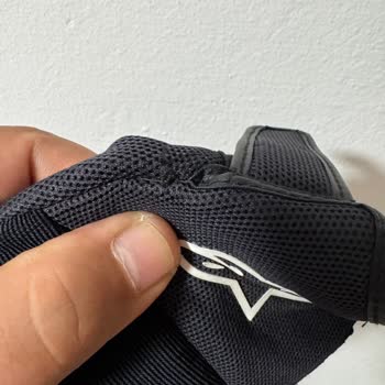 Motomax Kadıköy'de Alpinestars Eldiven Değişim Reddedildi Ve Kaba Üslup