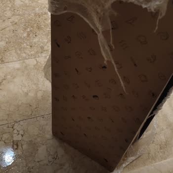 Açık Ve Yırtık Paket Tesliminde Hepsijet Sorumluluk Almıyor