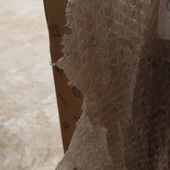 Açık Ve Yırtık Paket Tesliminde Hepsijet Sorumluluk Almıyor