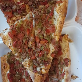 Sipariş Edilen Tavuklu Pide Yerine Kaşarlı Pide Verilmesi Ve Bilgilendirme Eksikliği