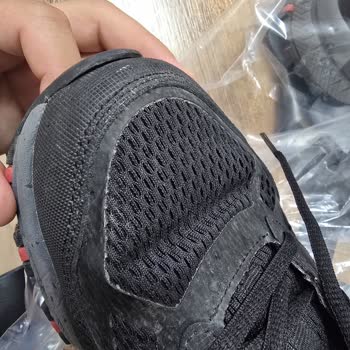 Kısa Sürede Deforme Olan Skechers Ayakkabının Garanti Reddi Ve Değişim Talebi