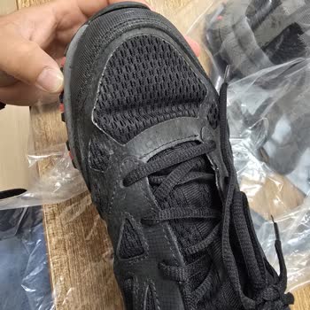 Kısa Sürede Deforme Olan Skechers Ayakkabının Garanti Reddi Ve Değişim Talebi