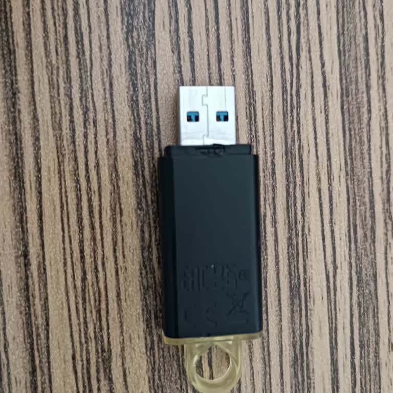 Kingston Flash Bellek Yazma Korumasına Kilitlendi, Media Markt Garanti Reddi