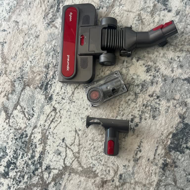 Garanti Kapsamındaki Dyson Süpürge Parçalarının Kolay Kırılması Ve Ücret Talebi