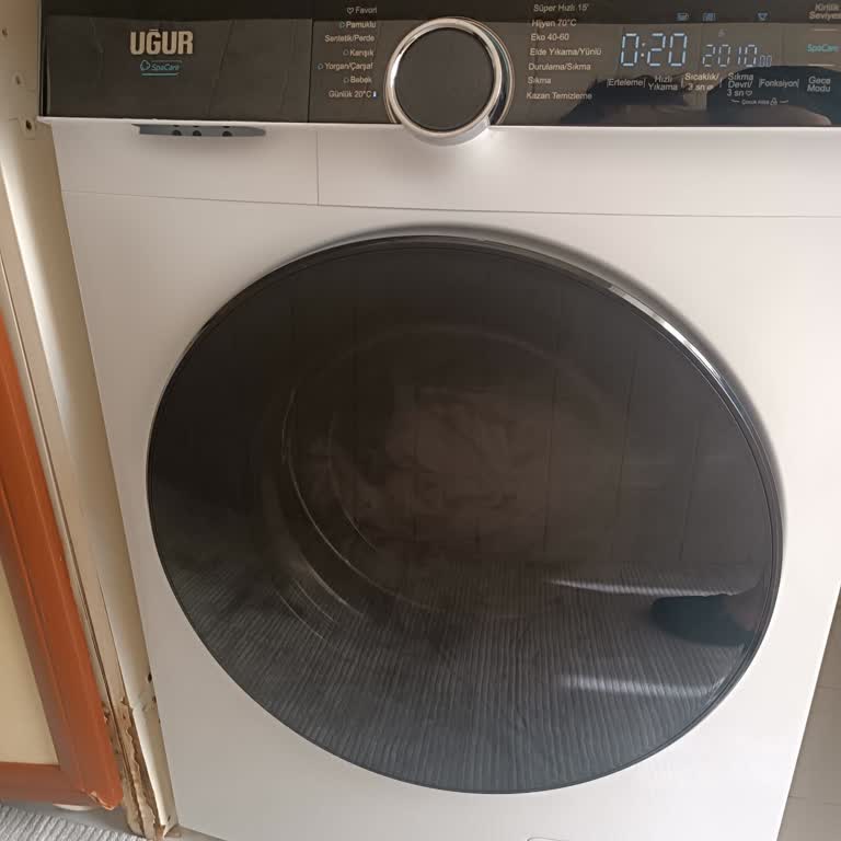 Çamaşır Makinesinin Kokusu Sıkma Sorunu Ve Renk Bozulması Nedeniyle İade Ve Tazminat Talebi