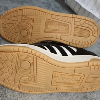 Ayak Şişmesi Ve Su Toplanması Nedeniyle Adidas Ayakkabının Değişimi Reddedildi