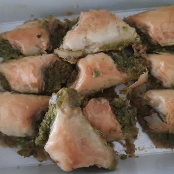 Yeşil Fırın Yurt Şubesinden Bayat Şöbiyet Ve Cevapsız Şikayet